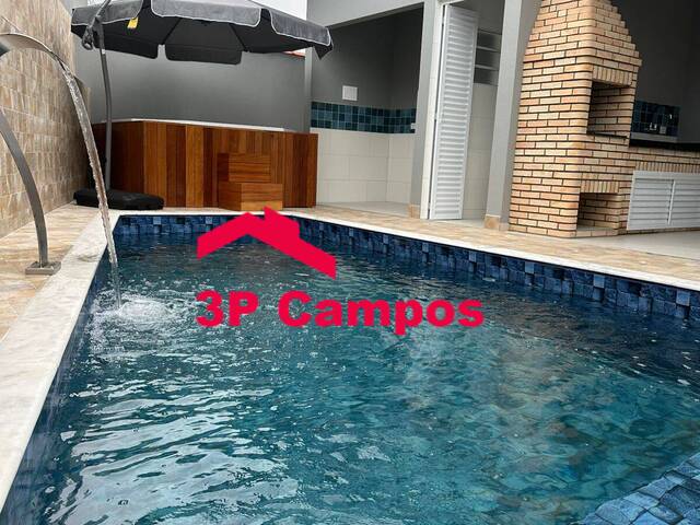 Casa para Venda em Mongaguá - 2