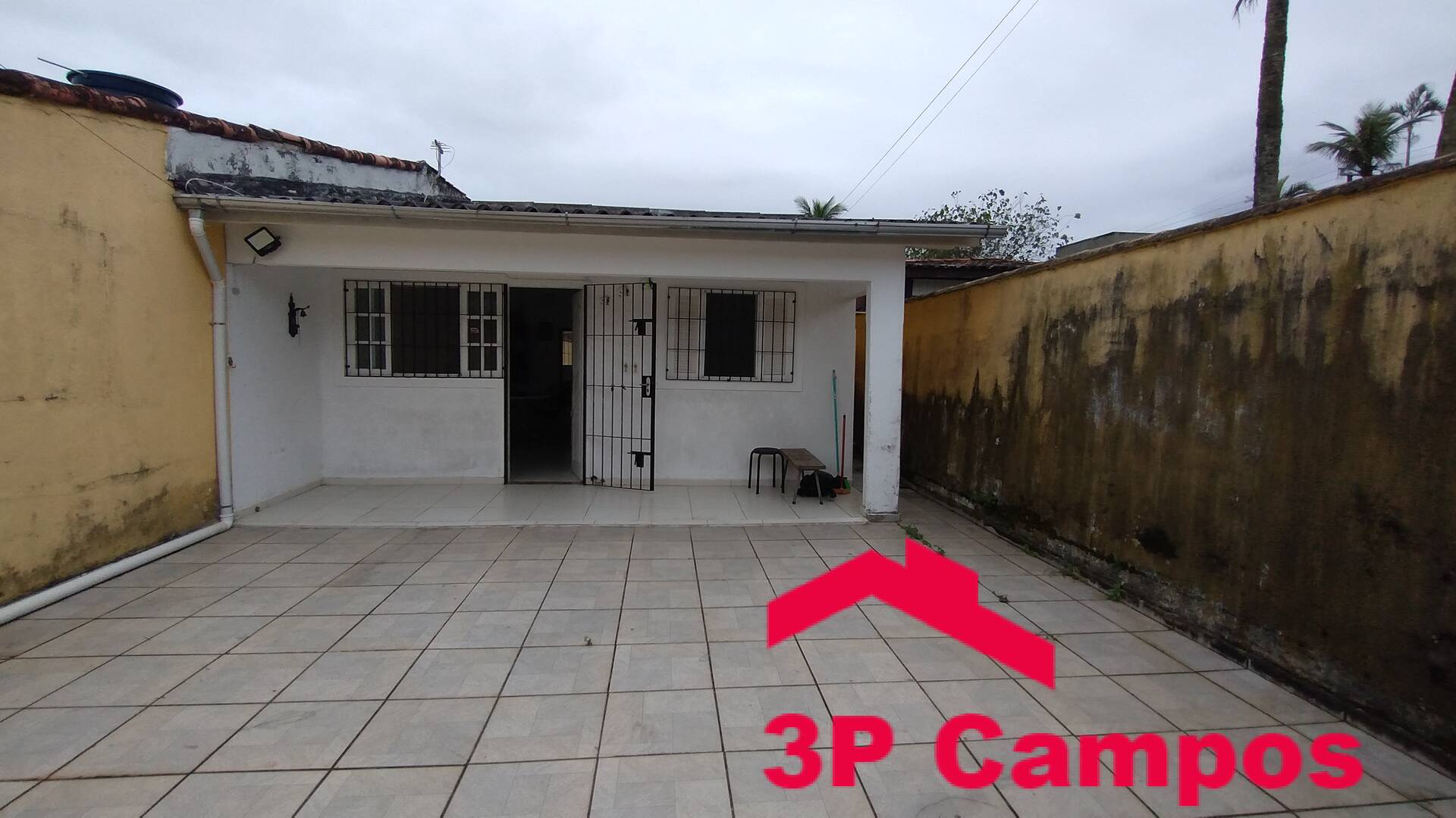 Casa, 2 quartos, 198 m² - Foto 1