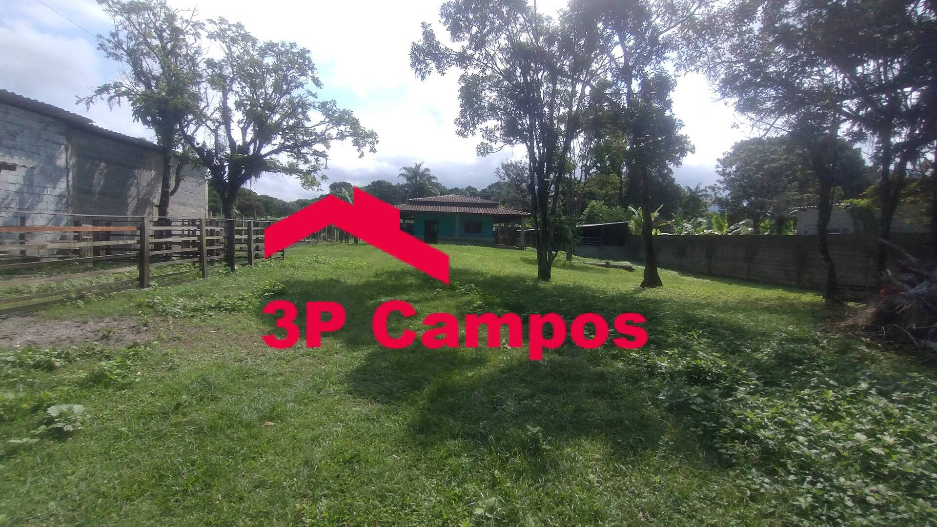 Chácara à venda com 3 quartos, 90m² - Foto 3
