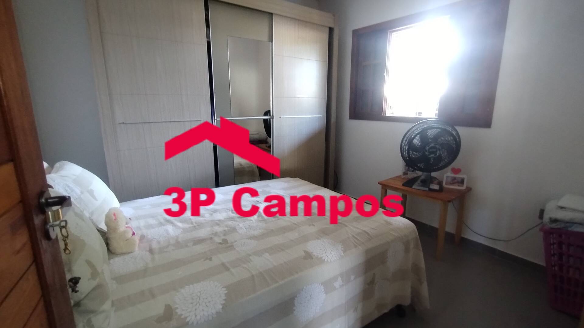Chácara à venda com 3 quartos, 90m² - Foto 15