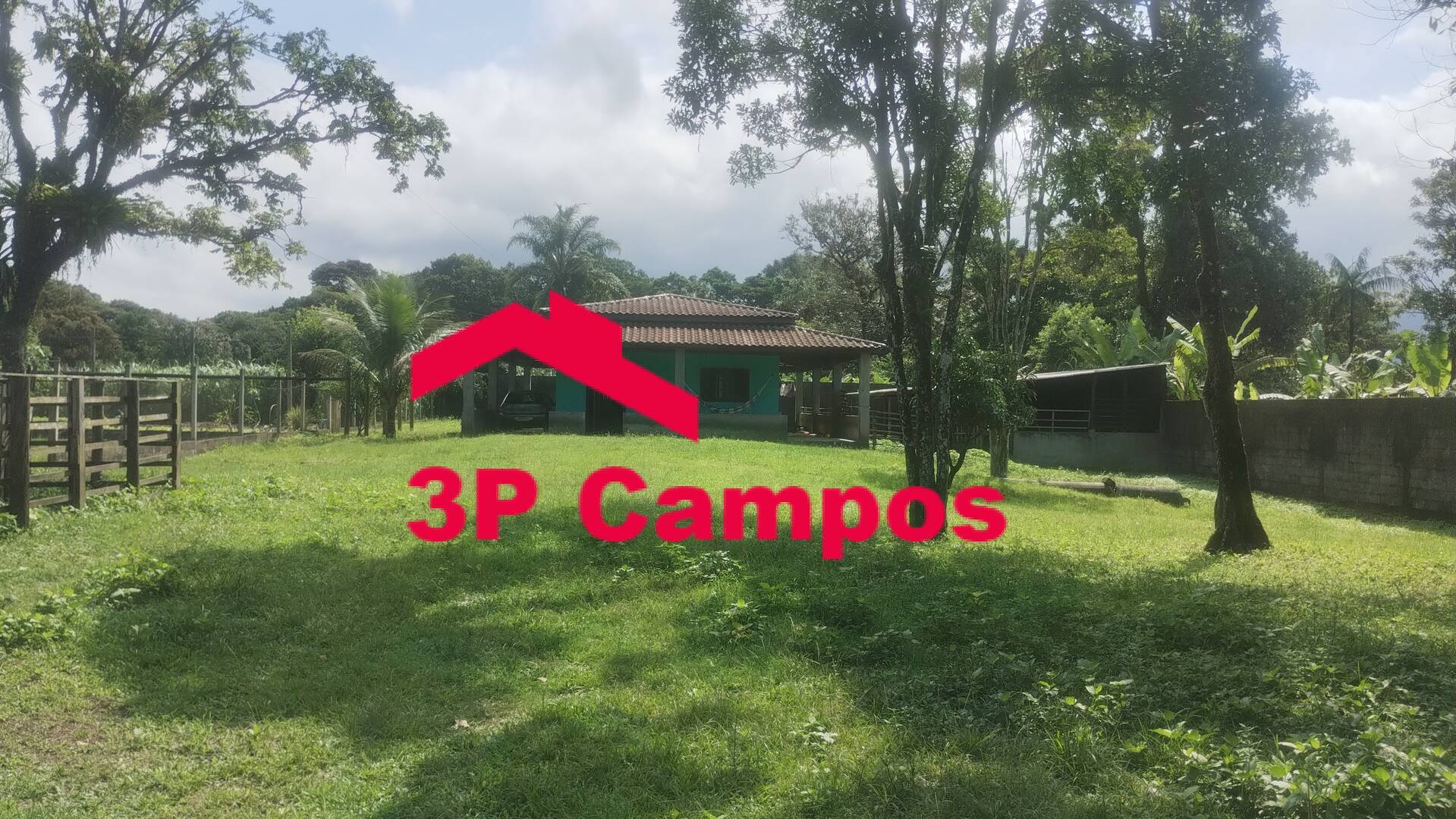 Chácara à venda com 3 quartos, 90m² - Foto 2