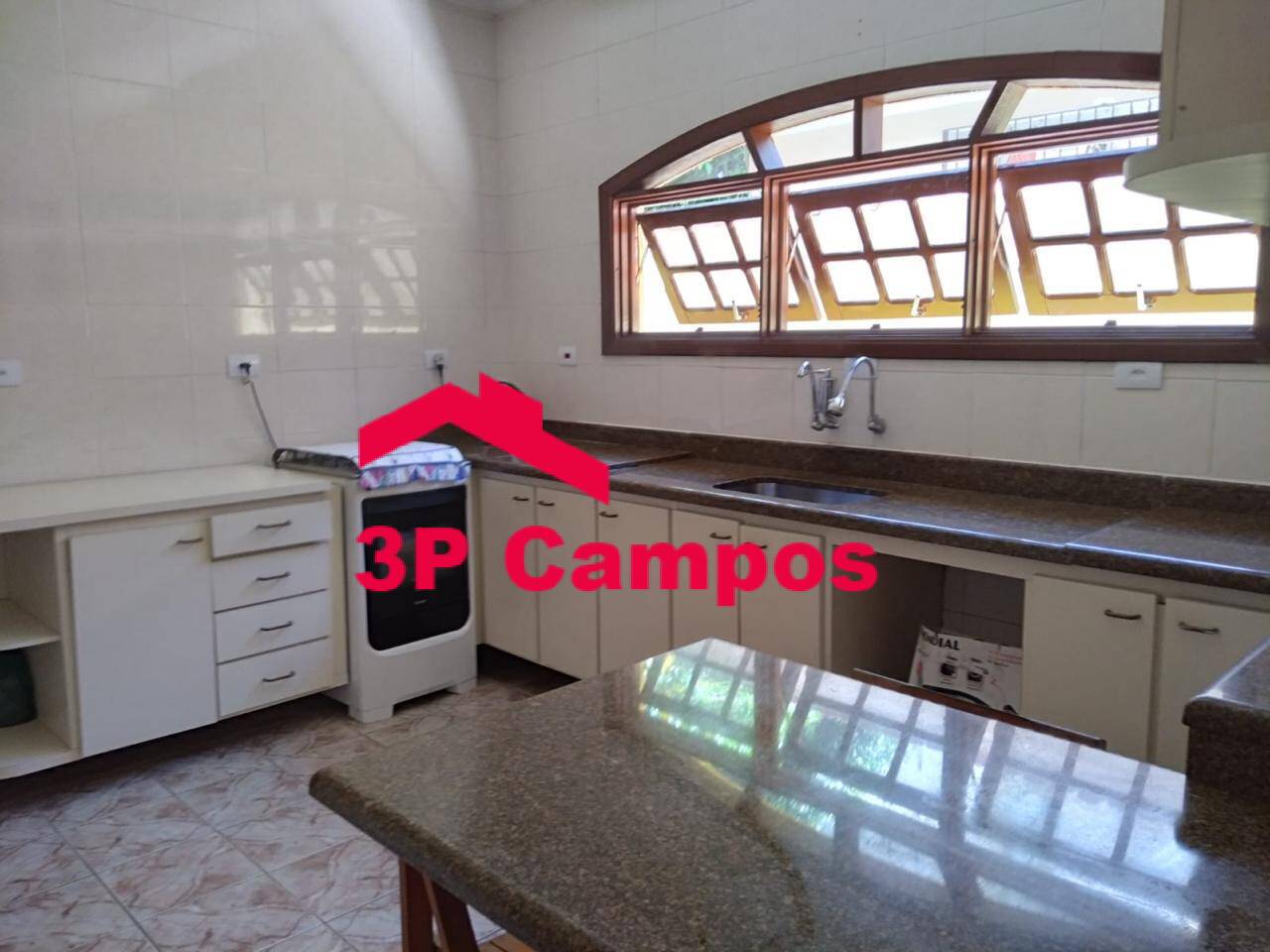 Casa, 4 quartos, 270 m² - Foto 31