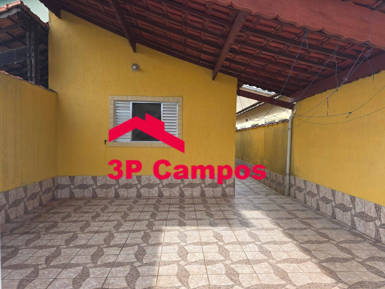 Casa para alugar com 2 quartos, 125m² - Foto 1