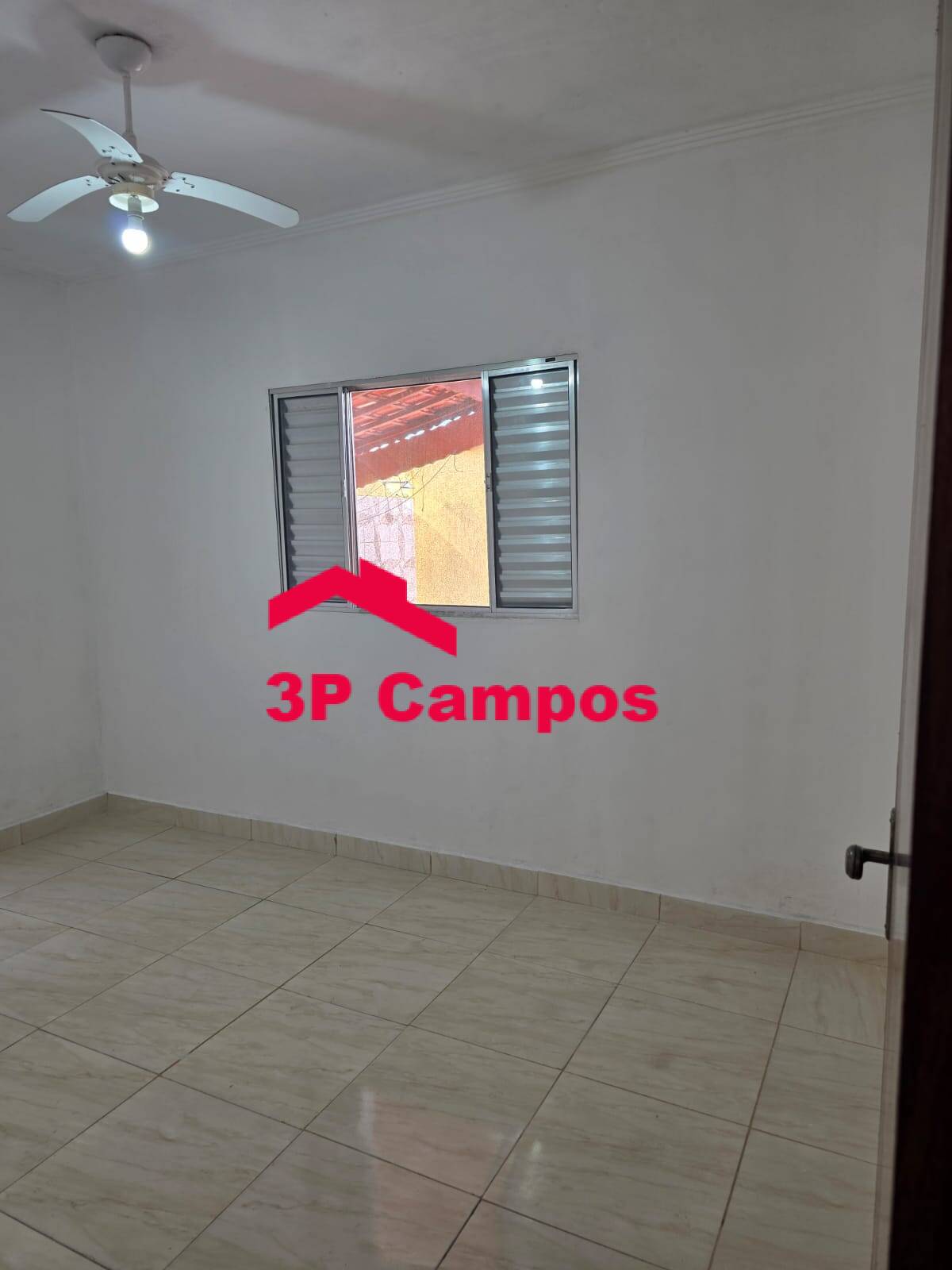 Casa para alugar com 2 quartos, 125m² - Foto 11