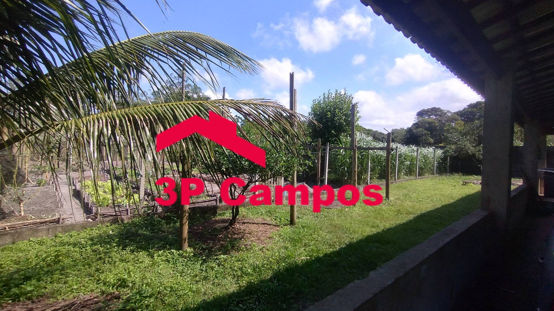 Chácara à venda com 3 quartos, 90m² - Foto 1